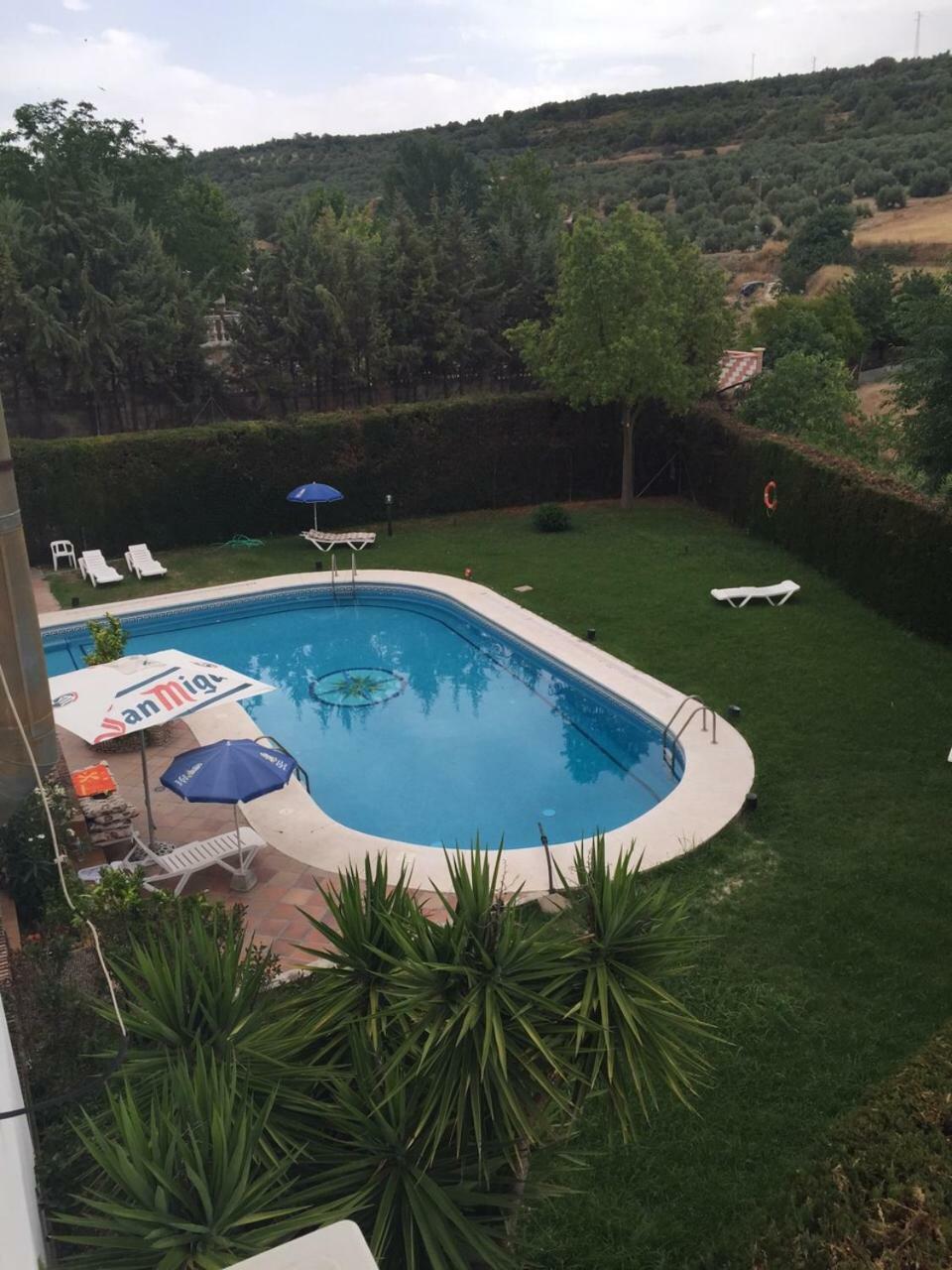 Hostal El Sevillano Rus Zewnętrze zdjęcie